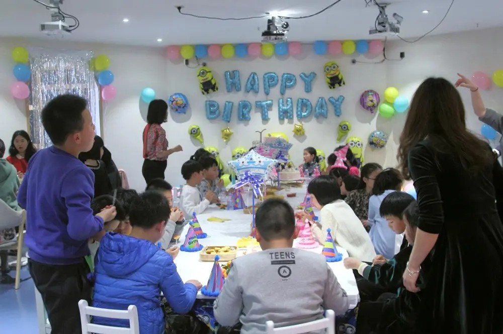 indoor playground ملعب داخلي