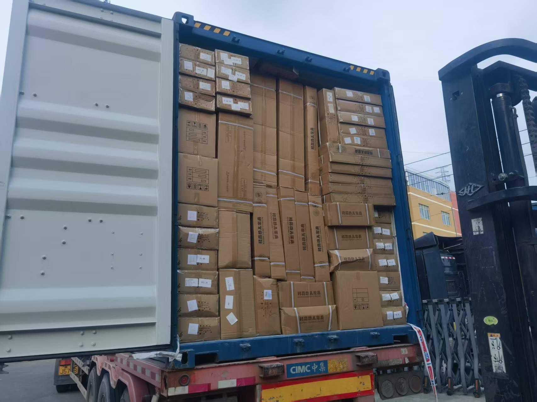 kindergarten products loading تحميل منتجات رياض الأطفال