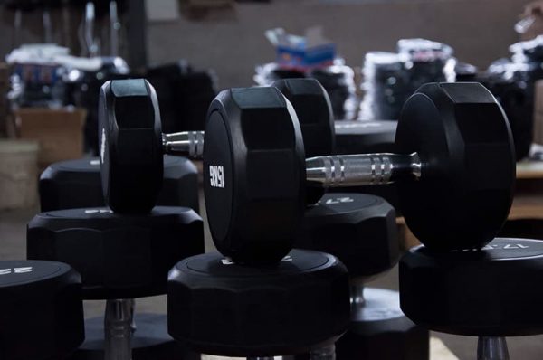 Rubber Coated Dumbbells Dumbbels we dɛn kɔt wit rɔba