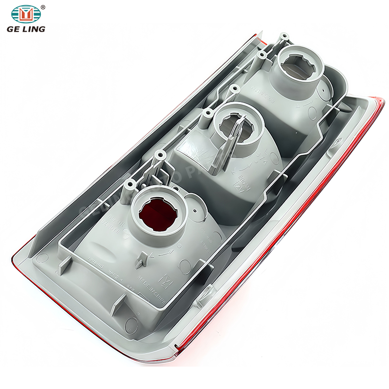 Nissan Patrol 2002 Taillight Fanale posteriore Nissan Patrol 2002