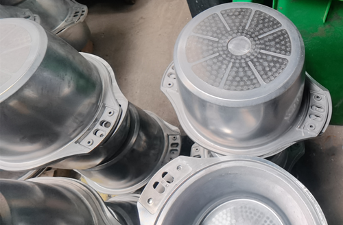 Aluminum saucepan by die casting Aluminium pan door spuitgieten