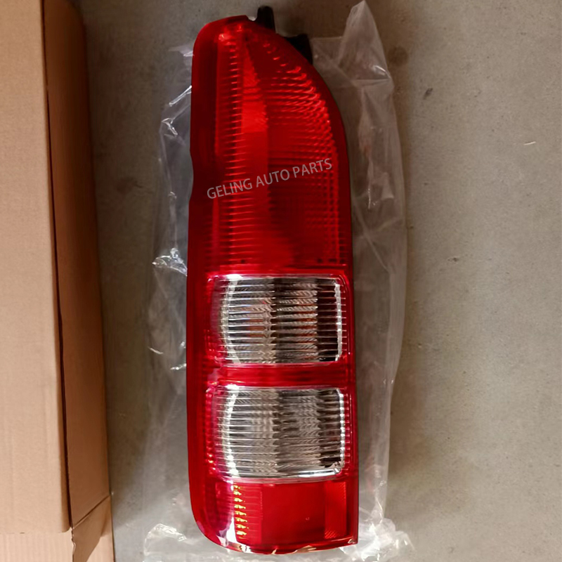 Tail Lamp For Toyota Hiace 2005 Lampada di coda per Toyota Hiace 2005