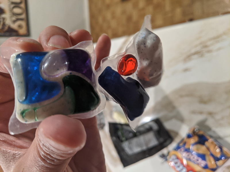 Is It Ok To Use 2 Dishwasher Pods هل من المناسب استخدام 2 كبسولة لغسالة الأطباق؟