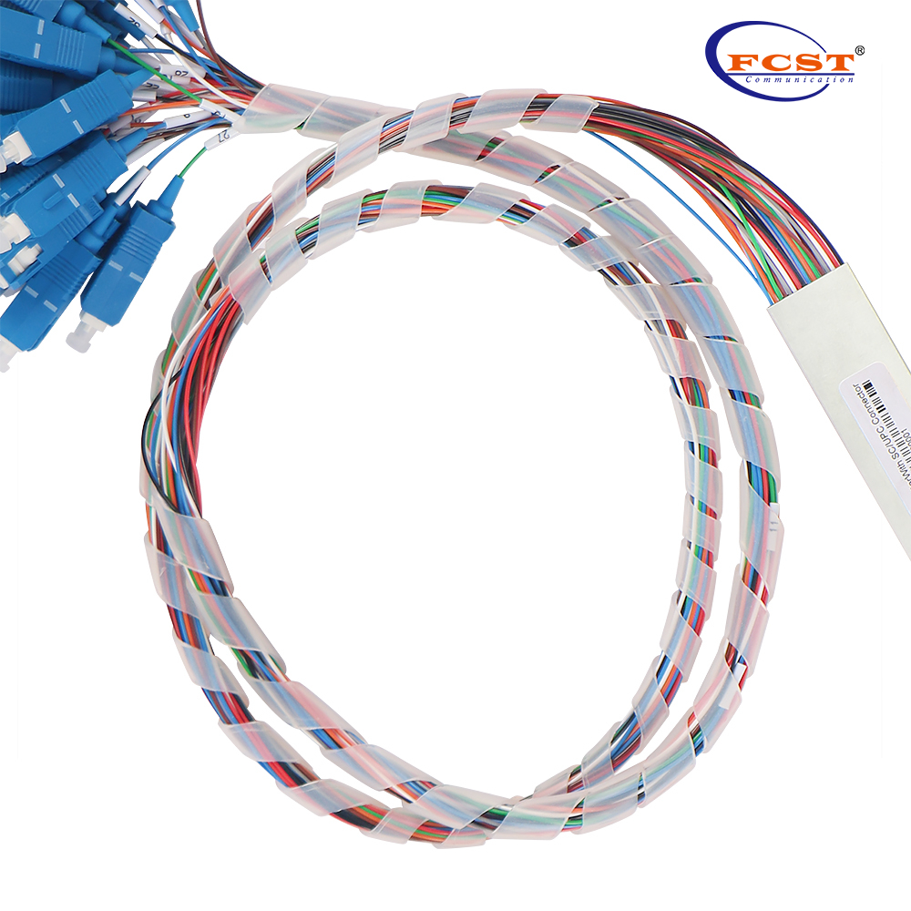 Divisor PLC tipo tubo de acero 1 * 32 con conector SC / PC Splitter de fibra óptica FTTH