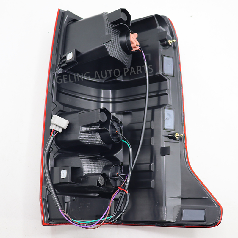 Halogen Rear Light for Mitsubishi L200 Triton 2024 فانوس خلفي هالوجين ميتسوبيشي L200 تريتون 2024