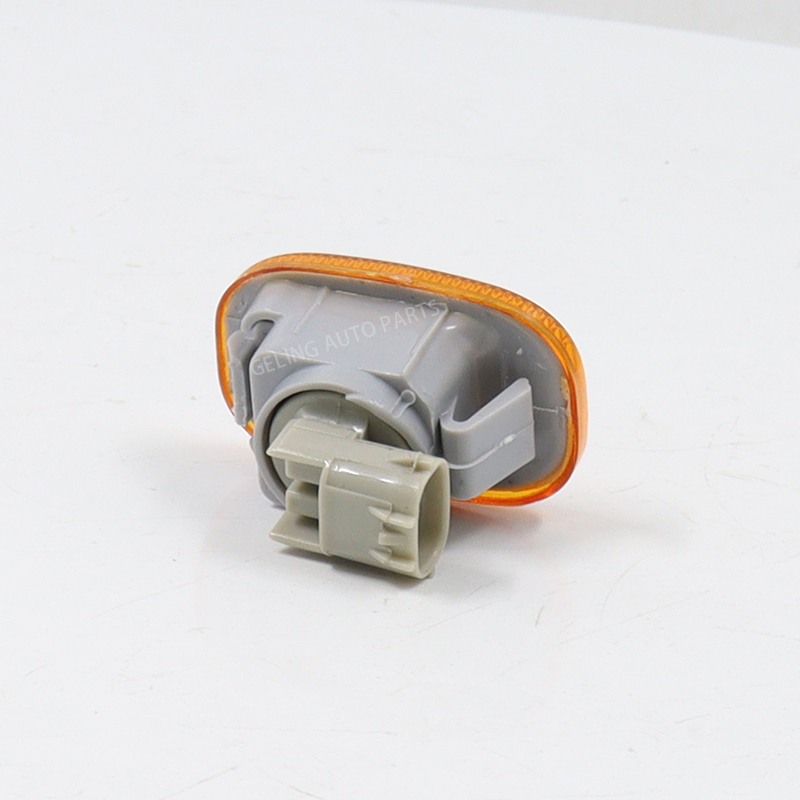 Toyota Hilux Vigo 2005 Side Light تويوتا هايلكس فيجو 2005 ضوء جانبي