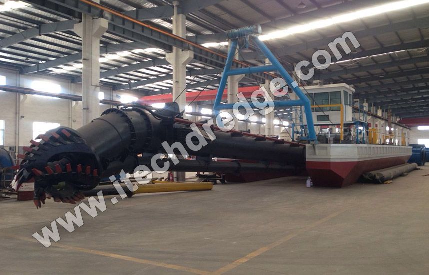 14 Inch Cutter Suction Dredger الحفارة ذات القاطع الشفط مقاس 14 بوصة
