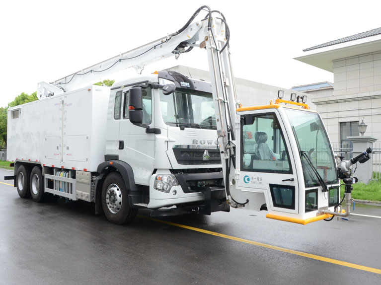 airport deicing vehicle flugvallareyðingartæki