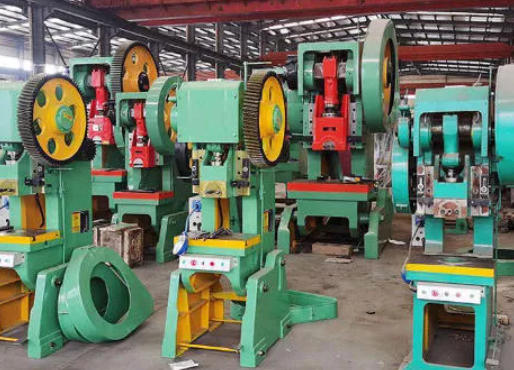Why The Right Punch Press Machine Is Crucial for High-Quality Tableware Production 고품질 식기 생산에 적합한 펀치 프레스 기계가 중요한 이유