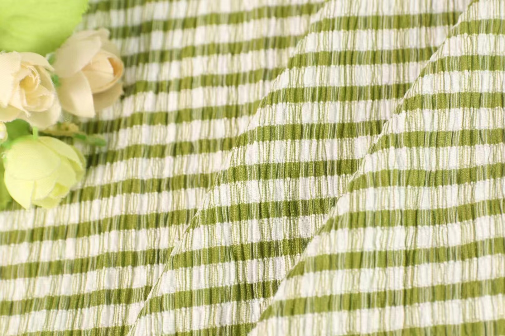 warp-knitted crinkle fabric (5) نسيج محبوك ومجعد (5)
