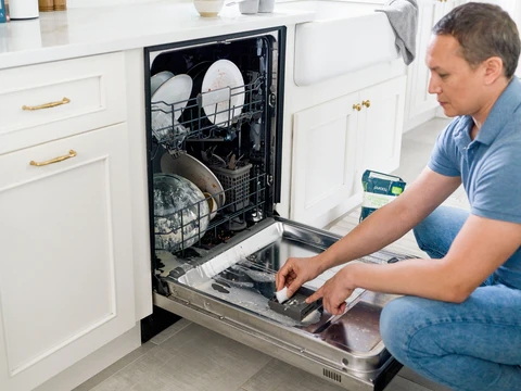 Where Do You Put A Dishwasher Pod Wohin mit einem Spülmaschinenbehälter?