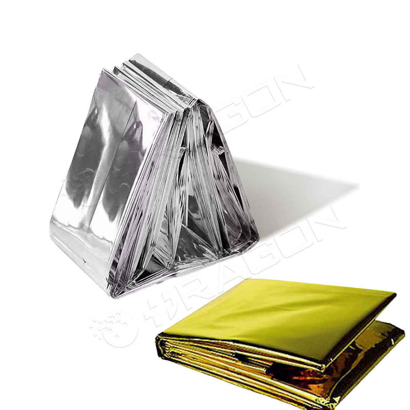 The emergency blanket first aid بطانية الطوارئ الإسعافات الأولية