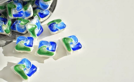 How To Put Cascade Pods in Whirlpool Dishwasher So geben Sie Cascade Pods in die Whirlpool-Spülmaschine