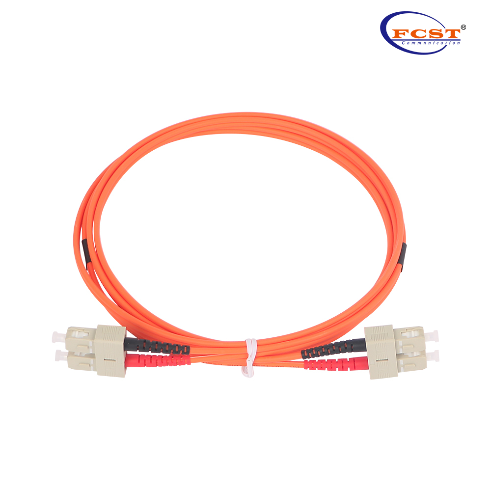 SCUPC-SCUPC Cable de conexión de fibra óptica dúplex OM2 2m LSZH 3.0mm