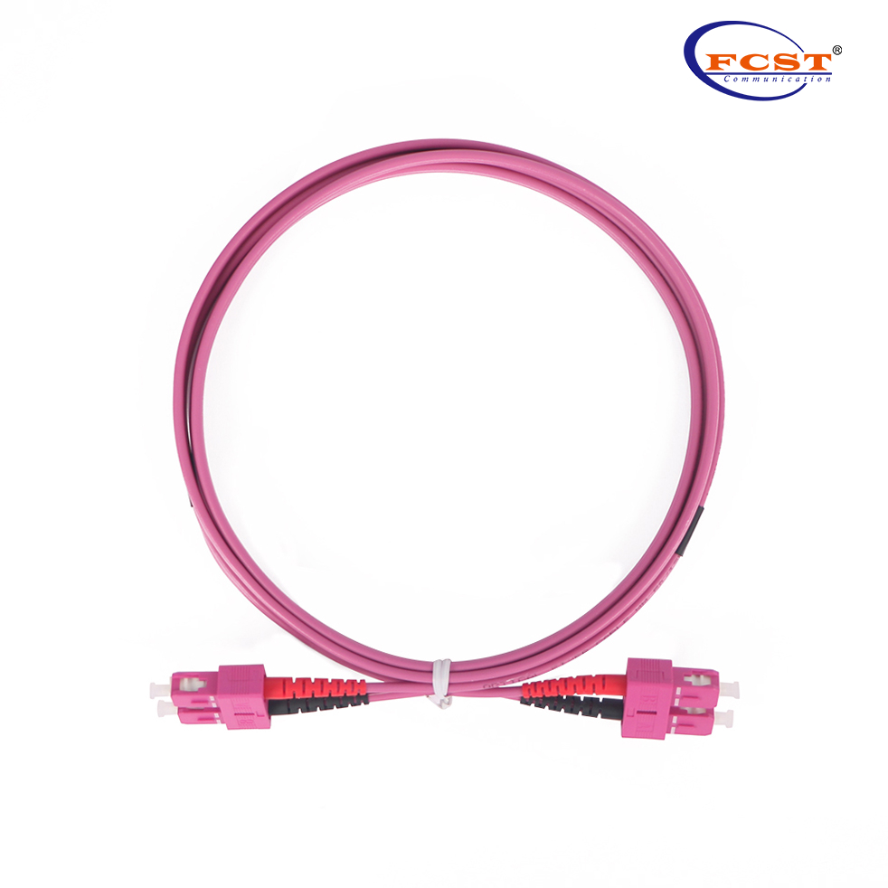 SCUPC-SCUPC Cable de conexión de fibra óptica dúplex OM4 2m LSZH 3.0mm