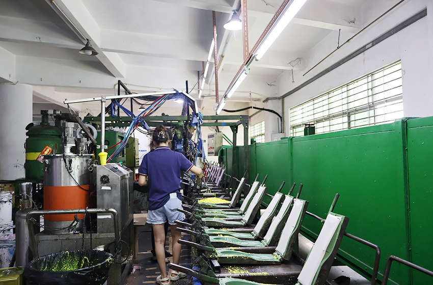 factory (4) usine (4)