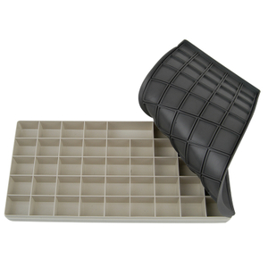 44 Well Rectangular Plastic Palette Box with Soft Cover 33.5x16x3.5cm