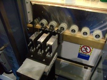 PUR Hotmelt Profile Wrapping Machine دستگاه بسته بندی مشخصات PUR Hotmelt