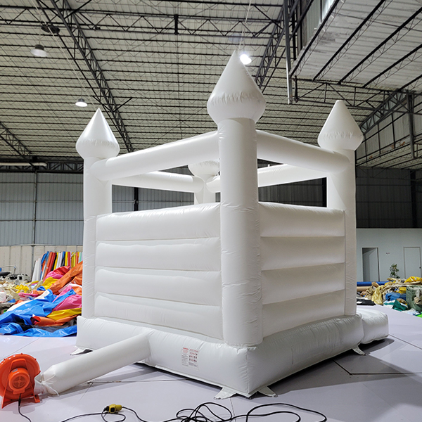 White Inflatable Bounce House for Event Hire Kids Jumping Castle Factory Etkinlik Kiralama Çocuklar için Beyaz Şişme Sıçrama Evi Atlama Kalesi Fabrikası