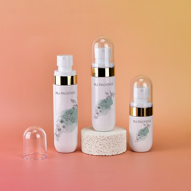 100ml hydrating toner bottle packaging عبوة بحجم 100 مل من التونر المرطب