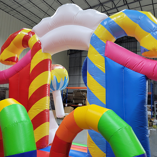 sweetland-inflatable-playground-for-kids-party-events.jpg sweetland-taman bermain-tiup-untuk-acara-pesta-anak-anak.jpg
