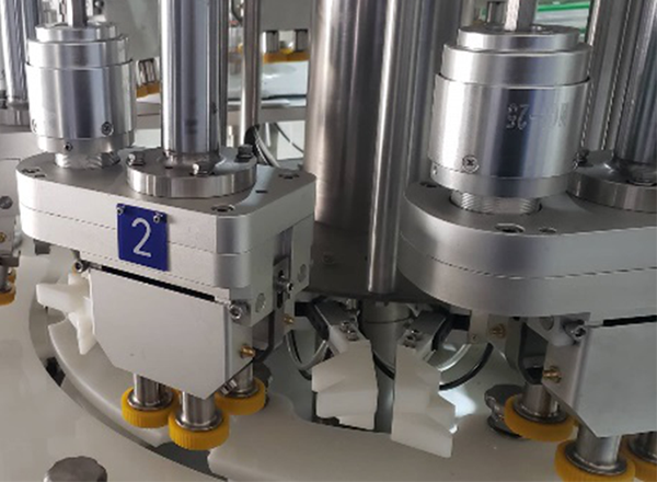 Pump capping machine-Details-2 የፓምፕ ካፕ ማሽን-ዝርዝሮች-2