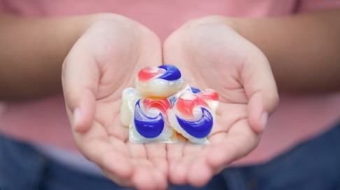 Can Eating A Laundry Pod Kill You Kann das Essen einer Wäscheschote tödlich sein?