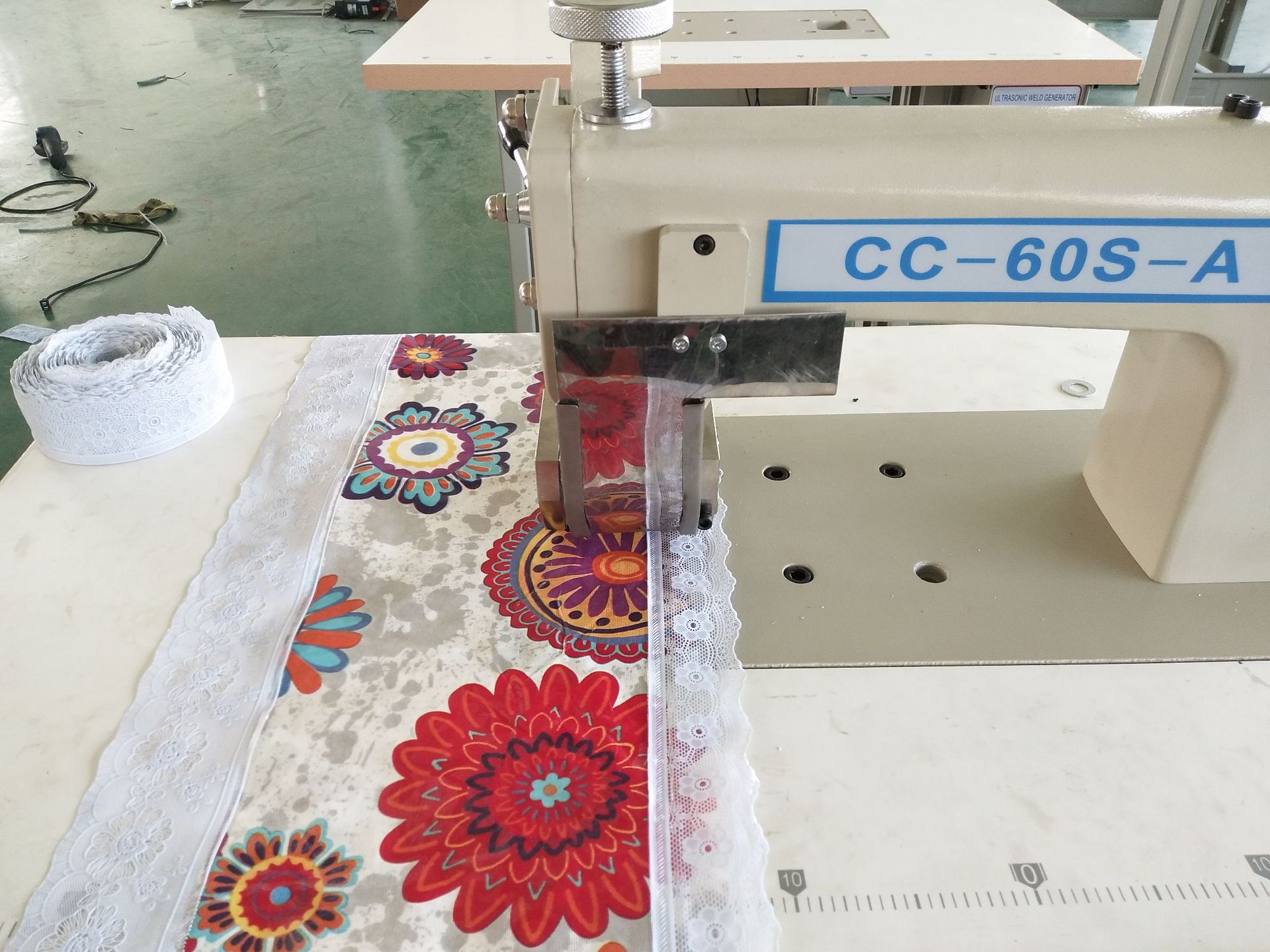 lace machine machine à dentelle