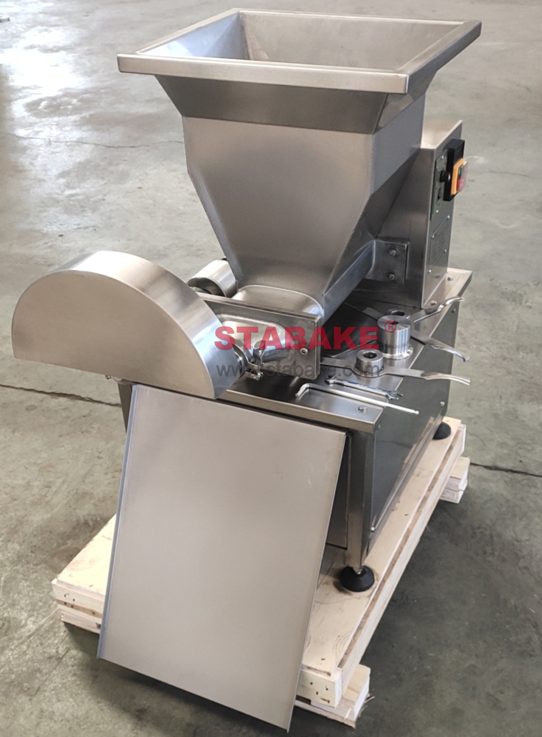 резак для хлебобулочных изделий