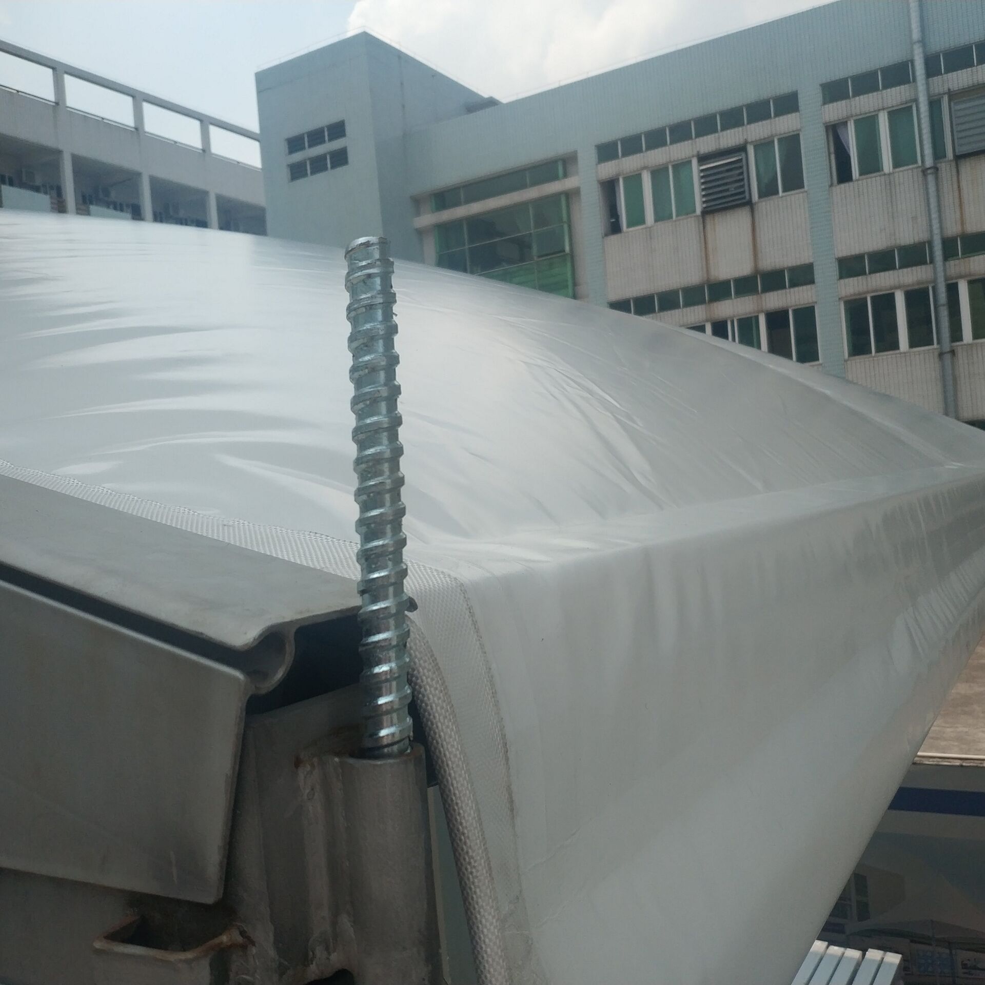 inflatable heat-insulant roof cover003 (2)