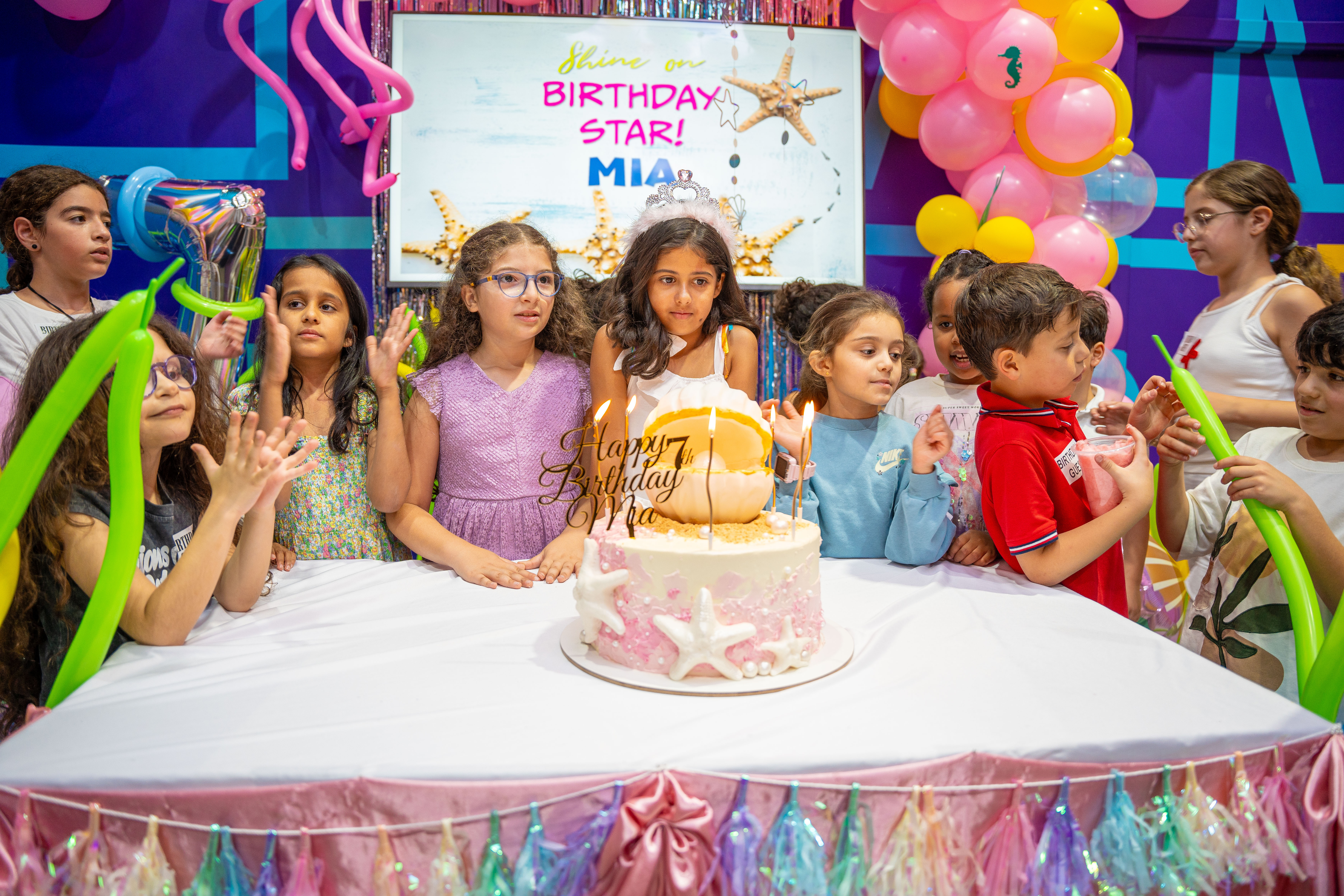 غرفة حفلات ملعب داخلي