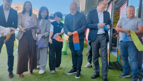 patio interior comercial 