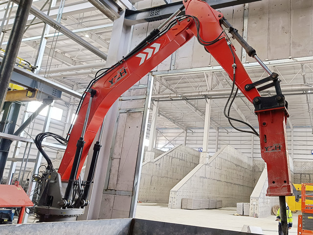 boom di demolitori di rocce