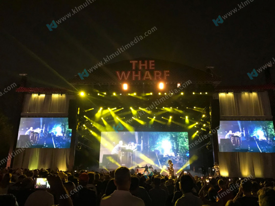 لوحات LED شفافة