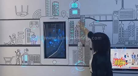 الجداريات التفاعلية 