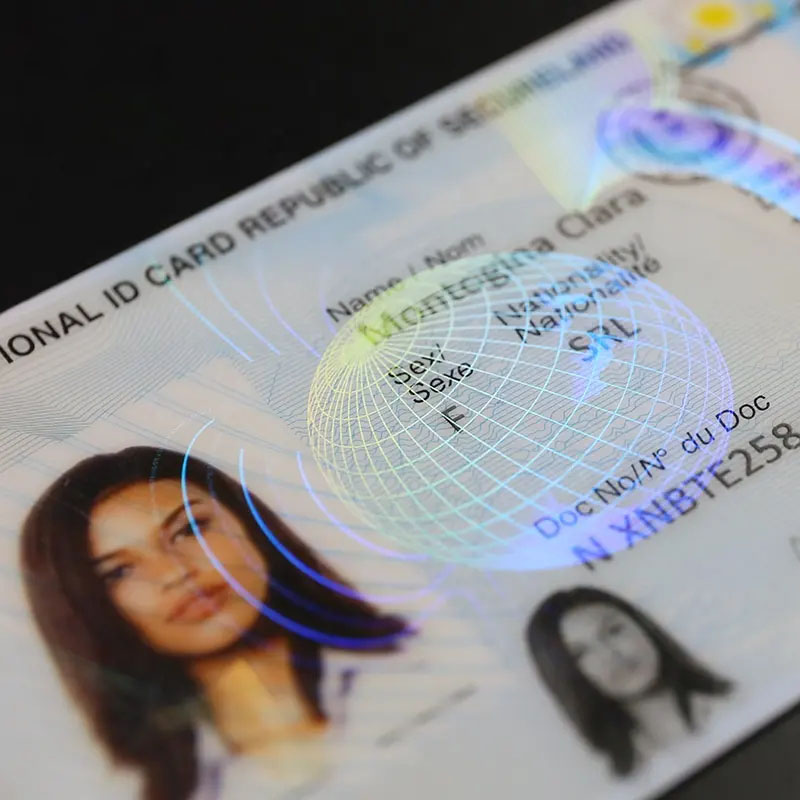 Безбедносна пасошка картичка со бел мат ПВЦ