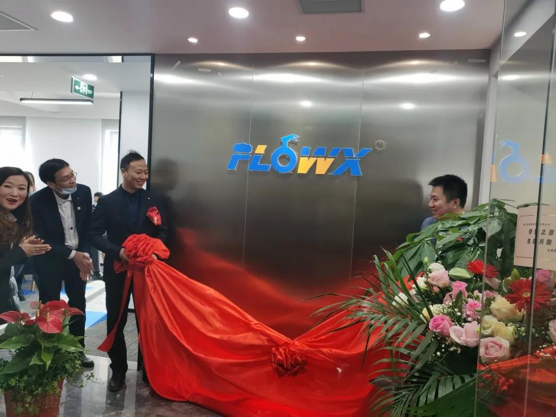 จุดเริ่มต้นใหม่, การเดินทางใหม่, New Leap— - พิธีกลับบ้านของกลุ่ม Fresh
