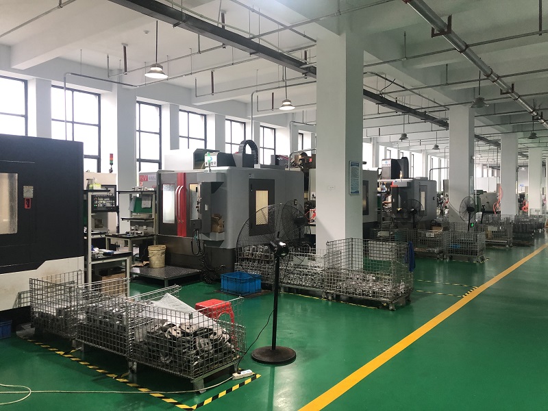 Neupraven&eacute; z&aacute;běry Green Hydraulic Factory