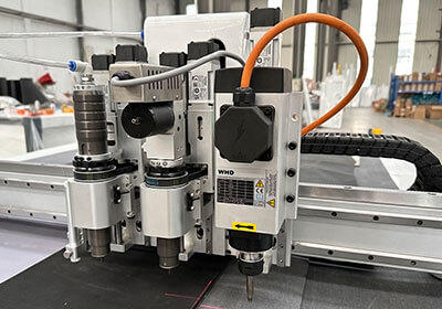 m&aacute;y cắt gioăng cnc (3)