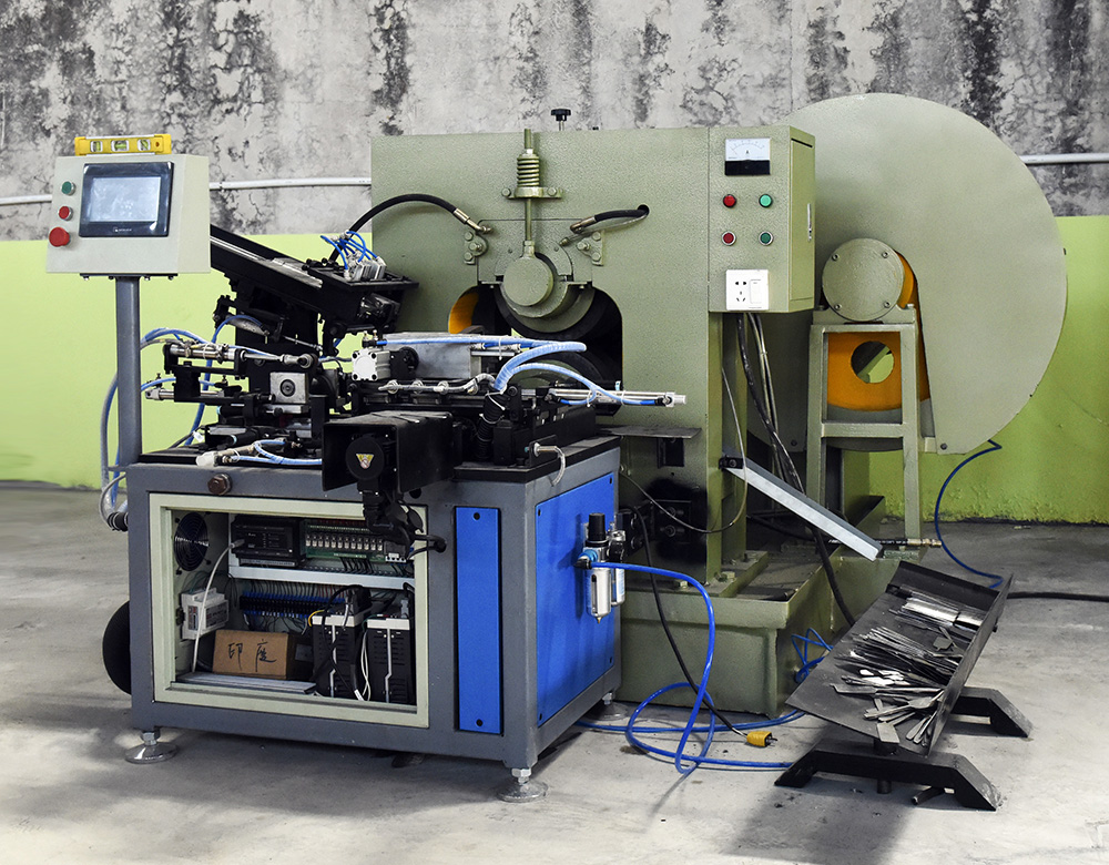 Manĝilo Making Machine Rolling Manipulator