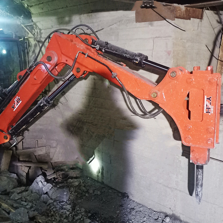 Rockbreaker Booms
