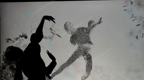 الرسم بالحبر