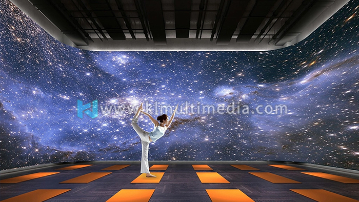 اليوغا الغامرة