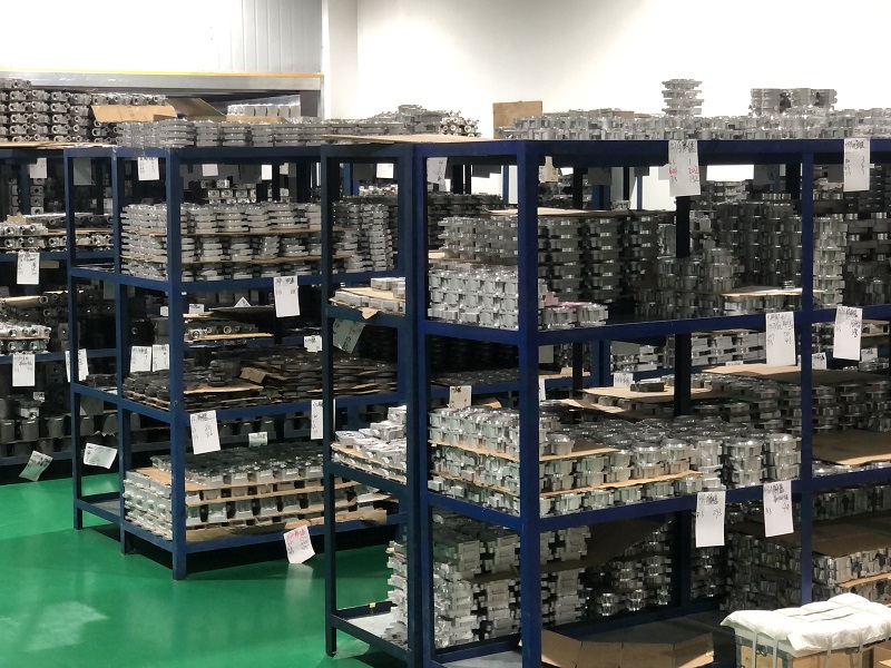 Neupraven&eacute; z&aacute;běry Green Hydraulic Factory4