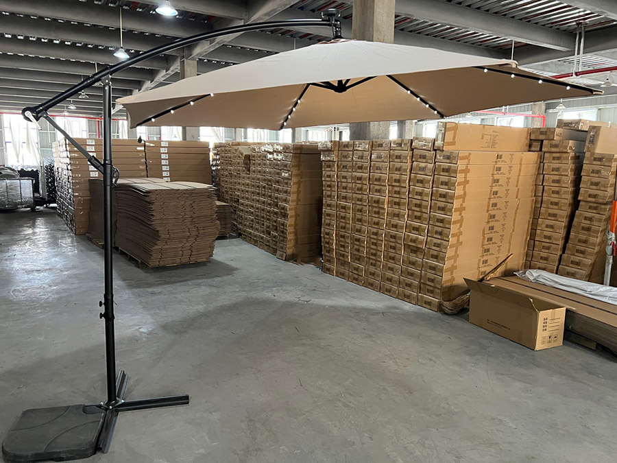 UPLION - f&aacute;brica comercial de guarda-chuvas para exteriores