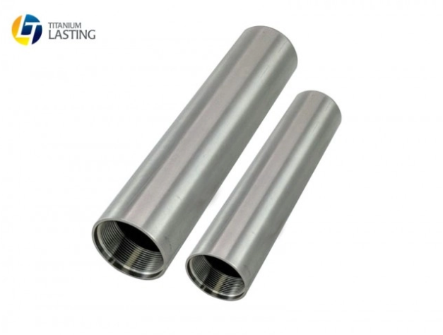 Tubo rosqueado de tit&acirc;nio GR1