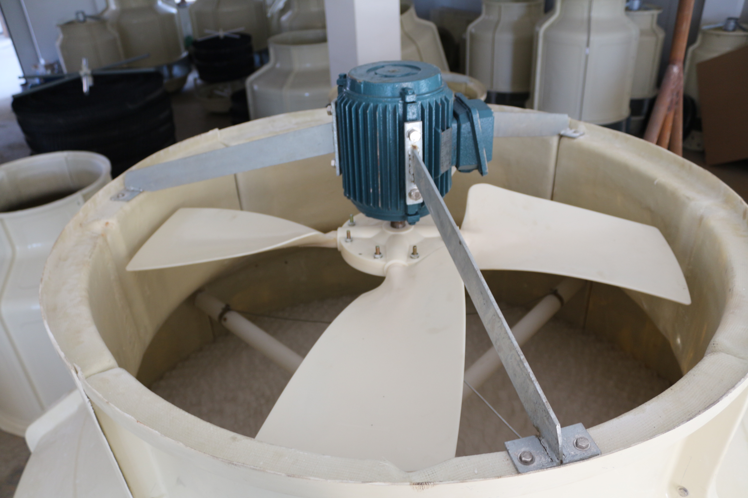 Motor para sa FRP round cooling tower
