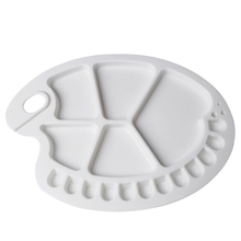 17 Well Oval Plastic Palette 34x25cm