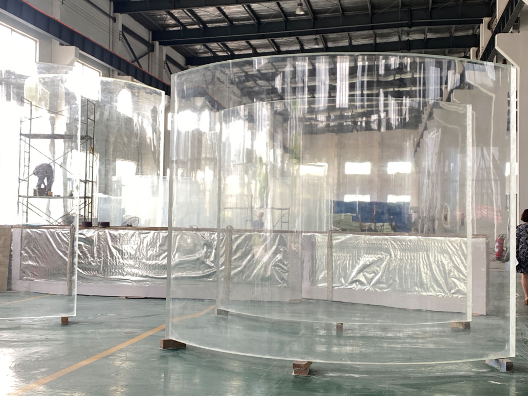 Paneli ya Acrylic curved - kiwanda