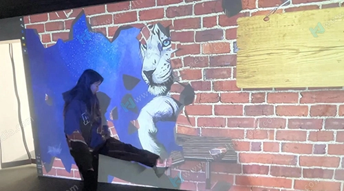 إعلانات الحائط التفاعلية